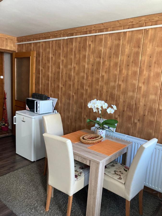 Kiscsillag Apartman Harkan Exterior foto