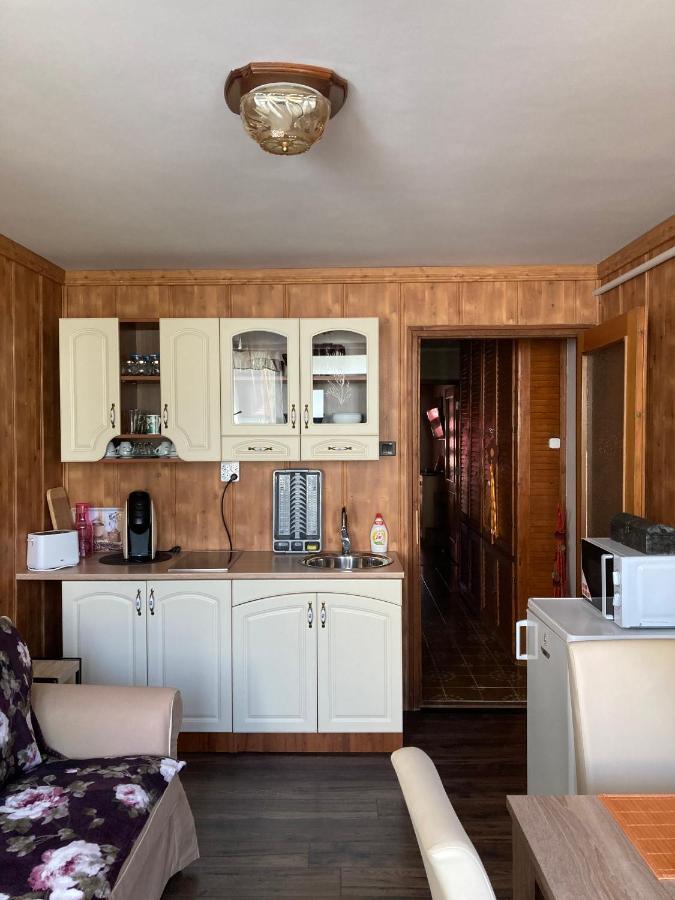 Kiscsillag Apartman Harkan Exterior foto