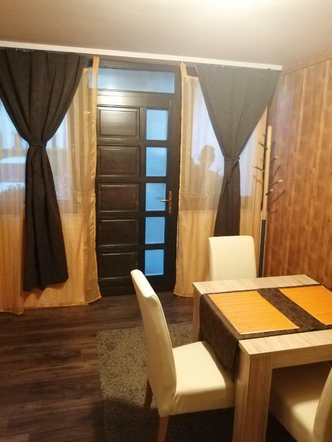 Kiscsillag Apartman Harkan Exterior foto